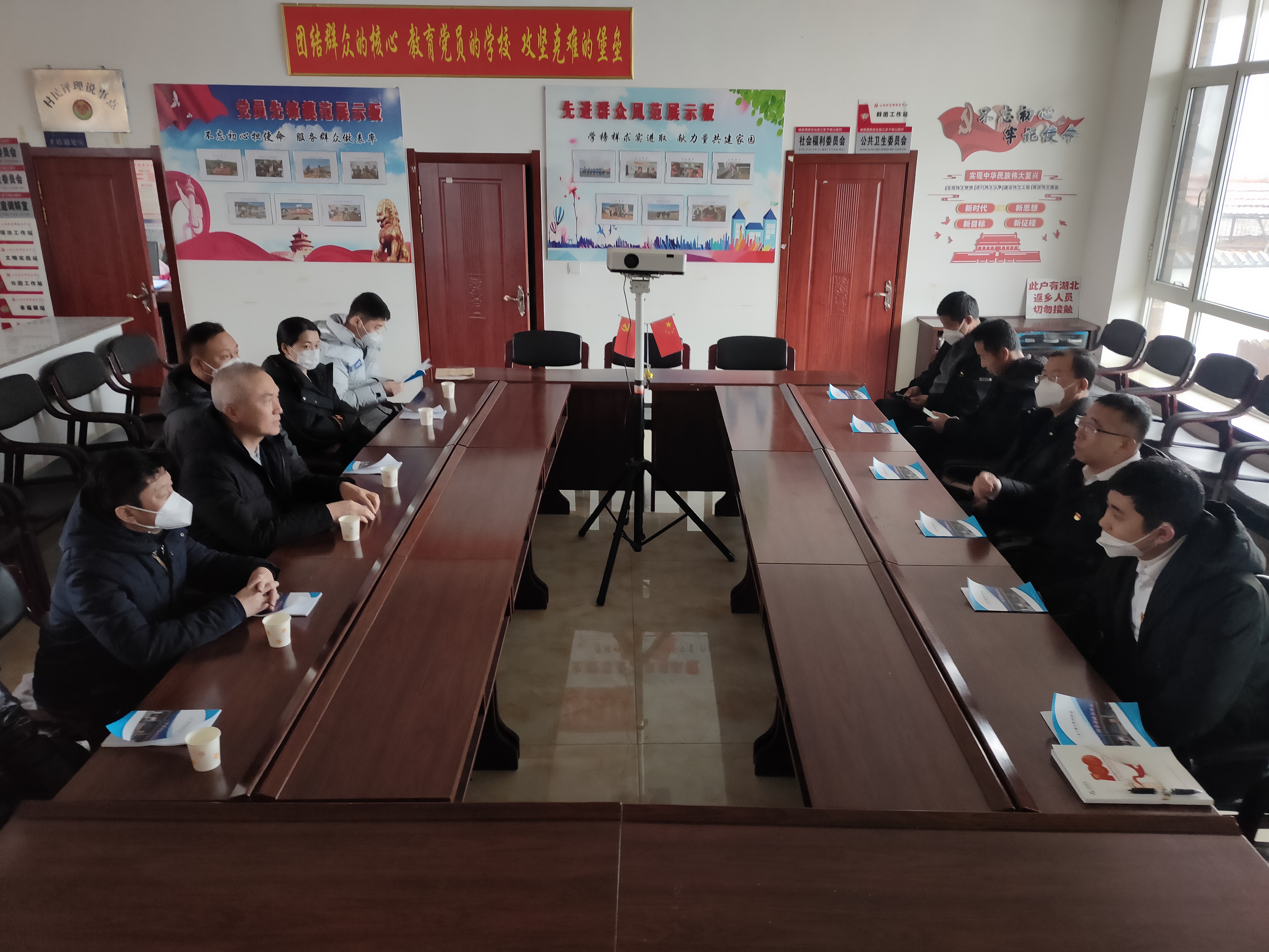 ���й�������������ӭ�´�����ů�������ڼ��š����ι��ʼ��š���������ǰ��פ������� �߷�ο